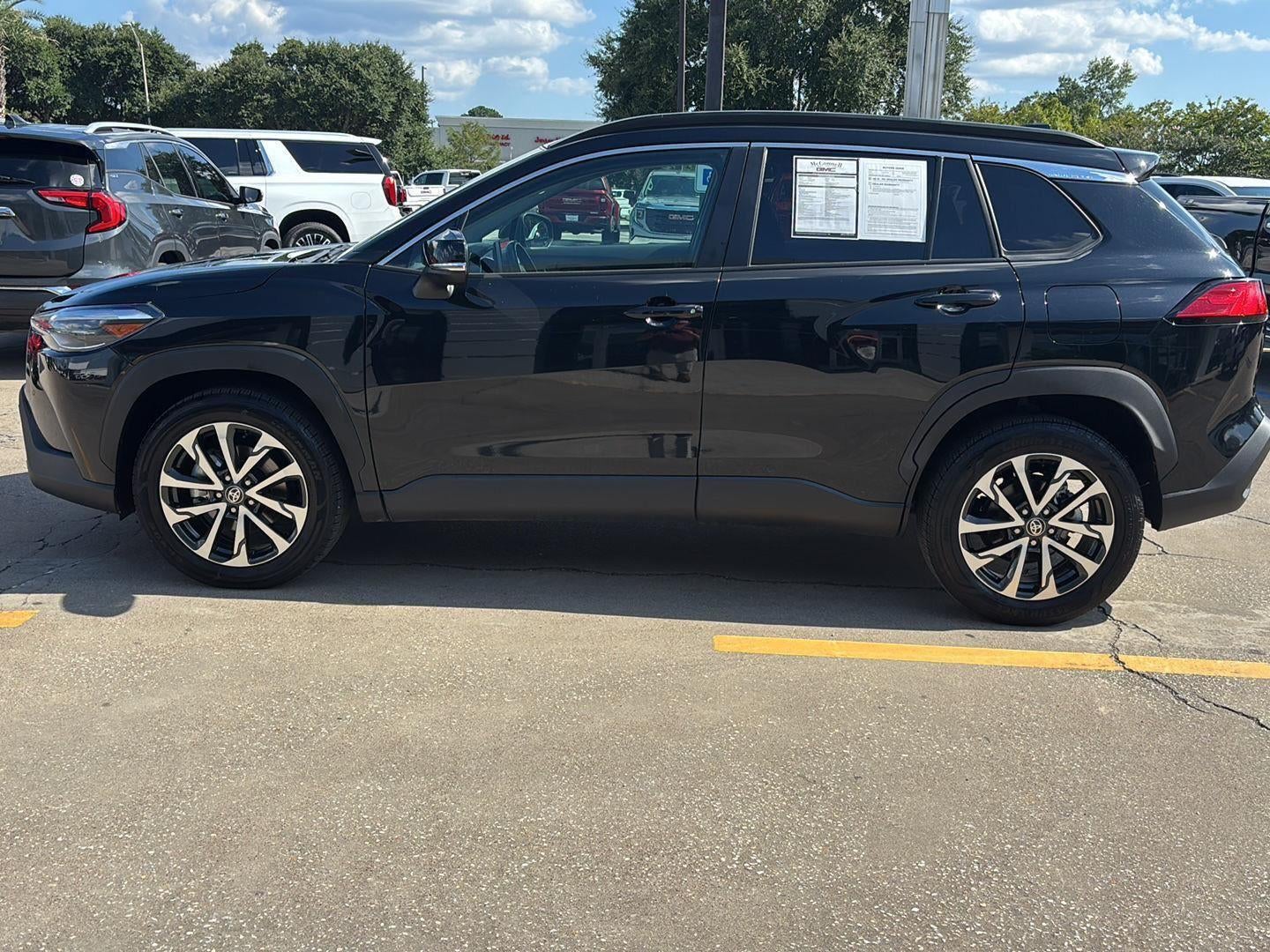 2024 Toyota Corolla Cross XLE