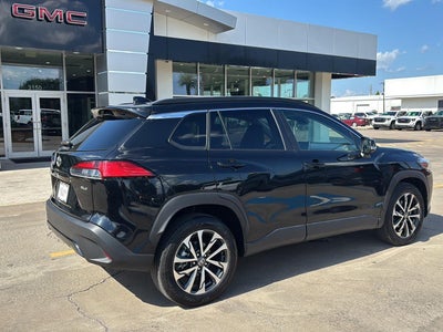 2024 Toyota Corolla Cross XLE