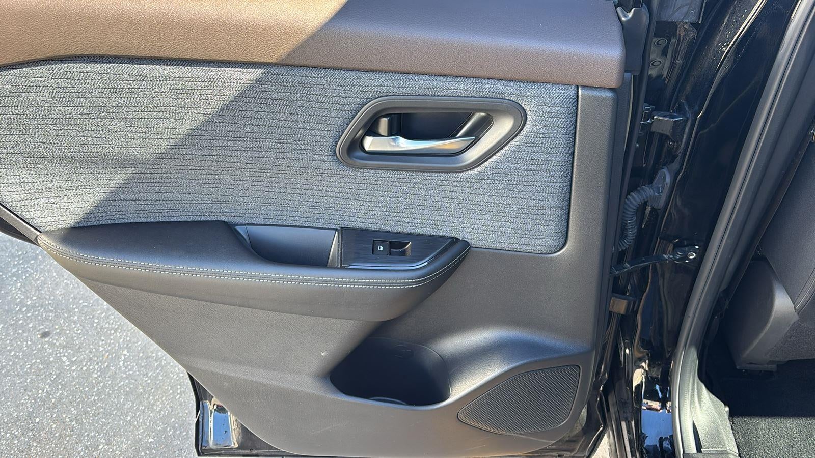 2021 Nissan Rogue SV FWD