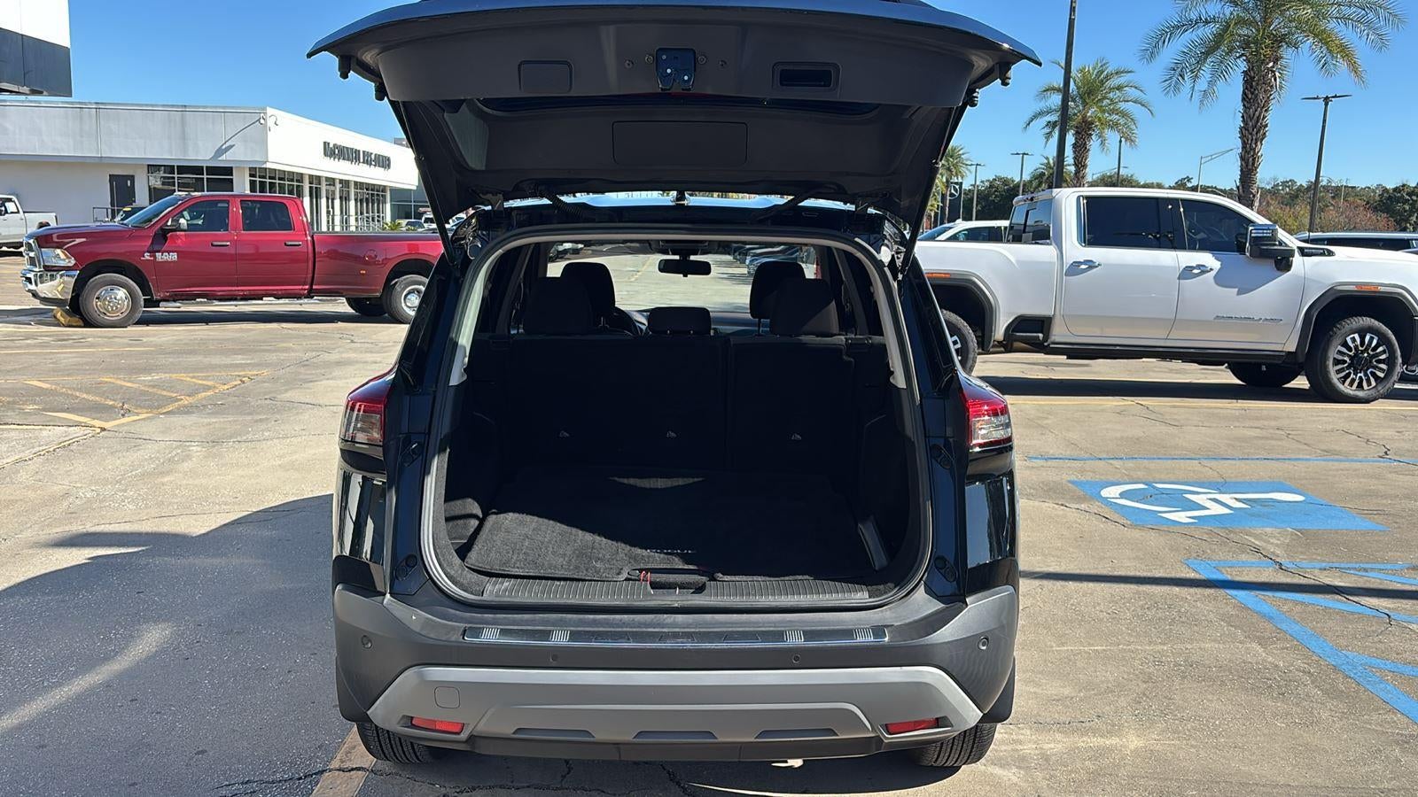 2021 Nissan Rogue SV FWD