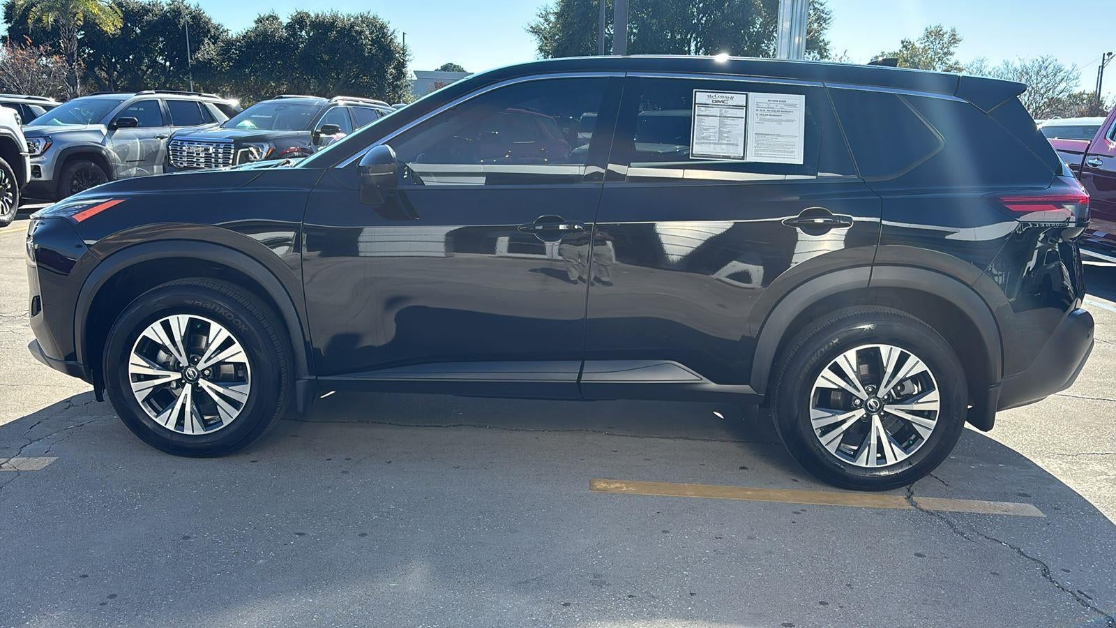 2021 Nissan Rogue SV FWD