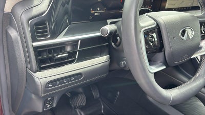2025 INFINITI QX80 LUXE