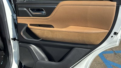 2025 INFINITI QX80 LUXE