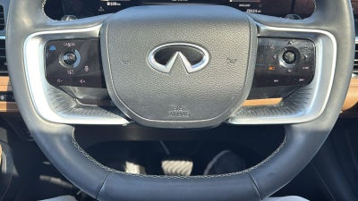 2025 INFINITI QX80 LUXE