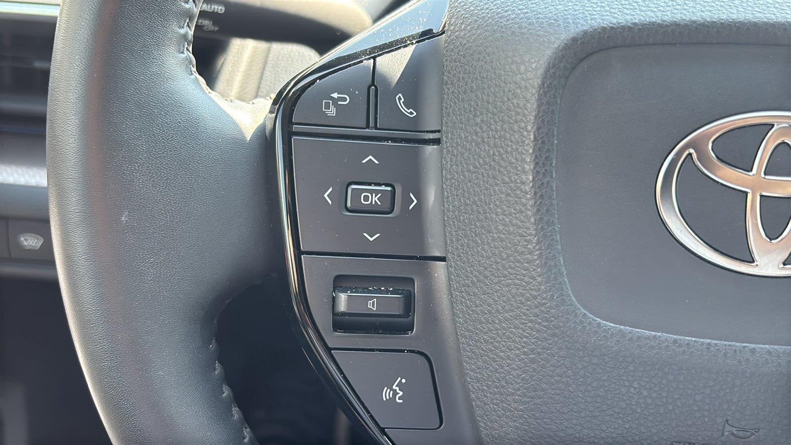 2023 Toyota Prius XLE