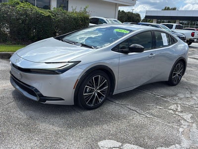 2023 Toyota Prius XLE