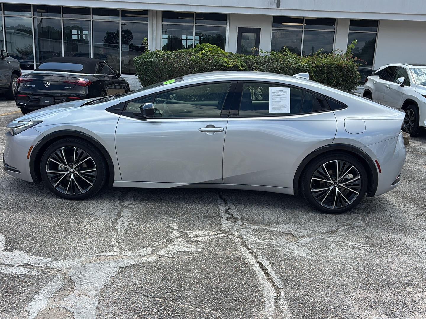 2023 Toyota Prius XLE