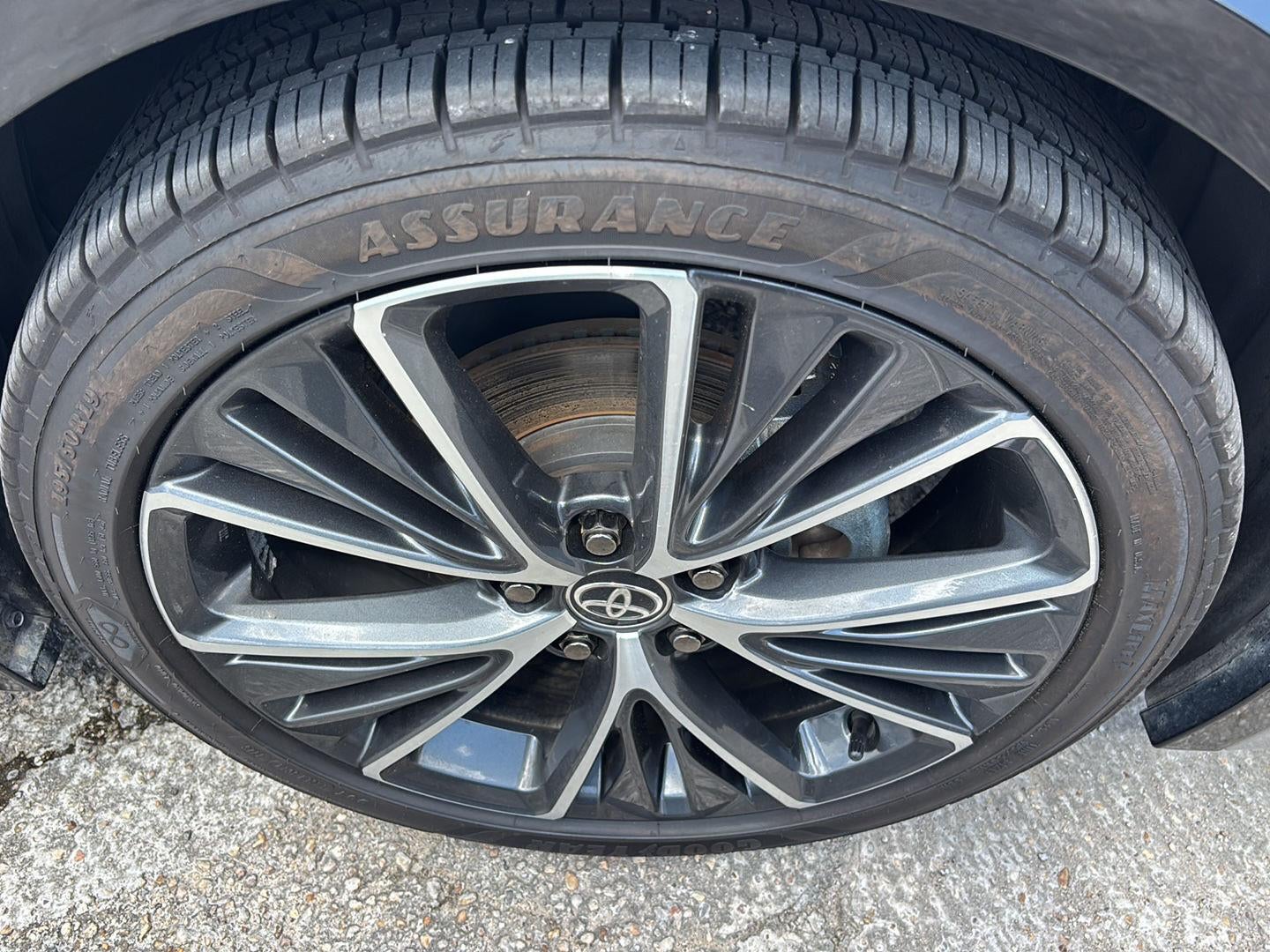 2023 Toyota Prius XLE