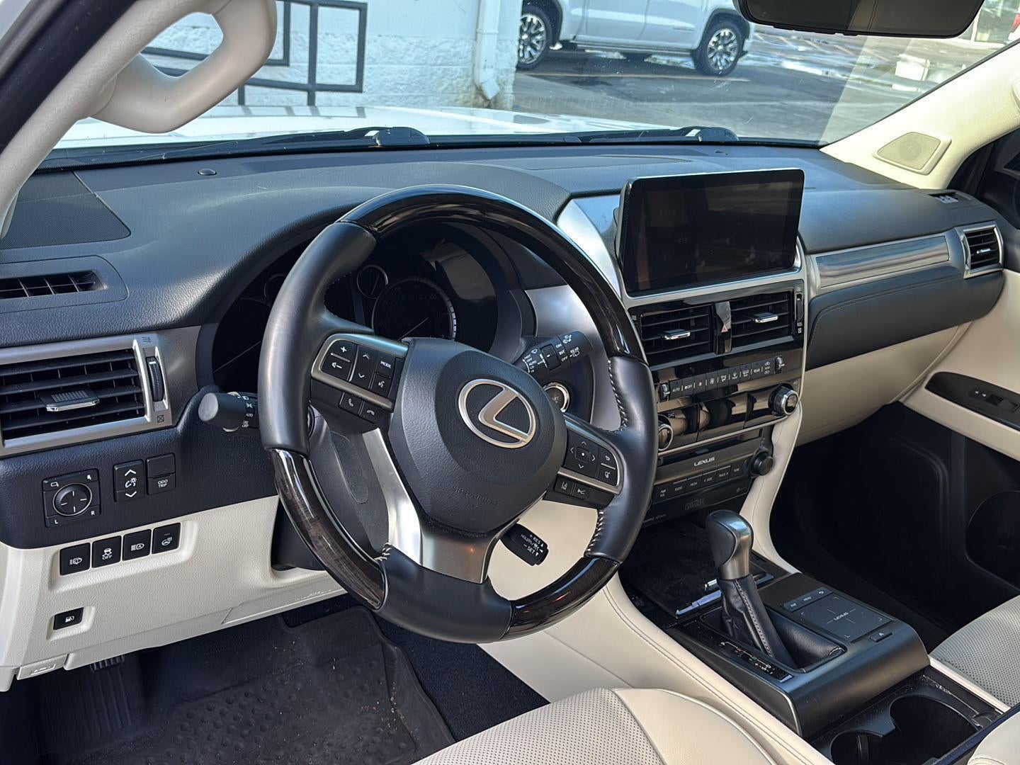 2023 Lexus GX 460 Premium