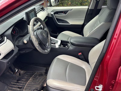 2019 Toyota RAV4 XLE Premium