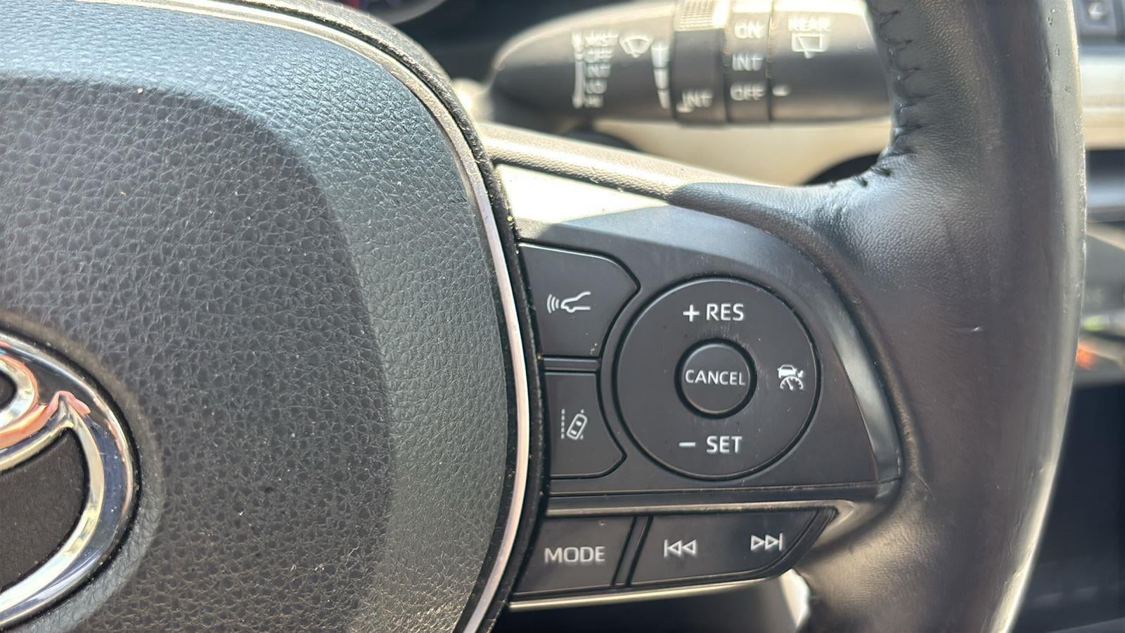 2019 Toyota RAV4 XLE Premium - Photo 31