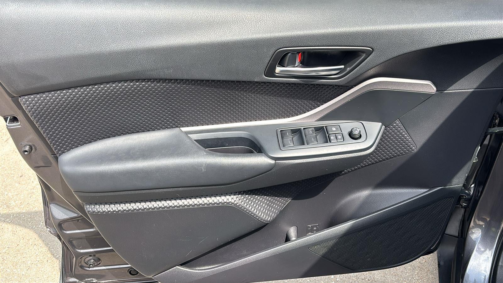 2021 Toyota C-HR LE