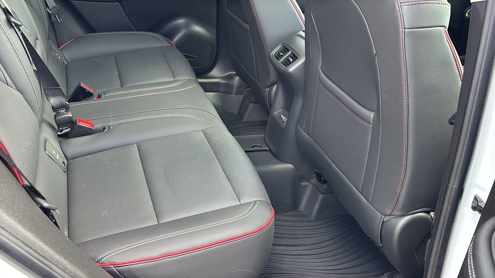 2023 Buick Envision Essence - Photo 21