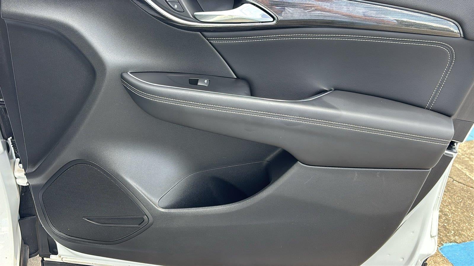 2023 Buick Envision Essence - Photo 24