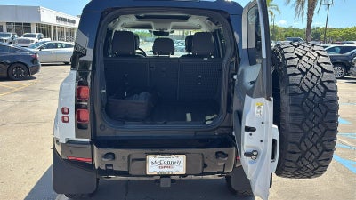 2022 Land Rover Defender 110 X-Dynamic HSE