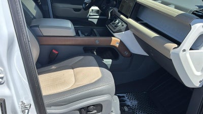 2022 Land Rover Defender 110 X-Dynamic HSE