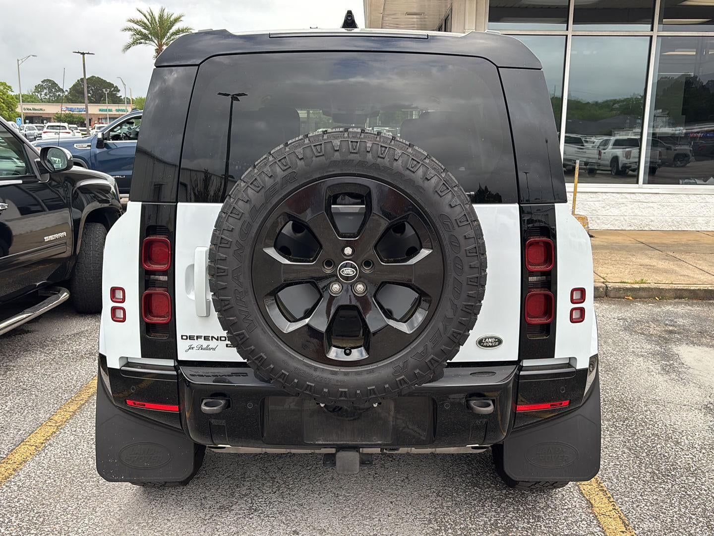 2022 Land Rover Defender 110 X-Dynamic HSE