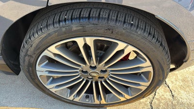 2025 Land Rover Range Rover Velar Dynamic SE