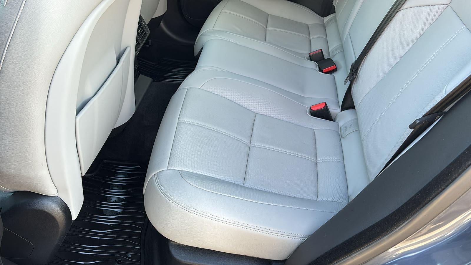 2025 Land Rover Range Rover Velar Dynamic SE