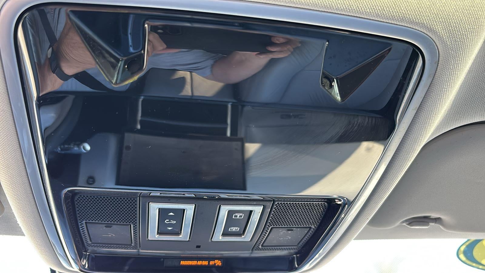 2025 Land Rover Range Rover Velar Dynamic SE