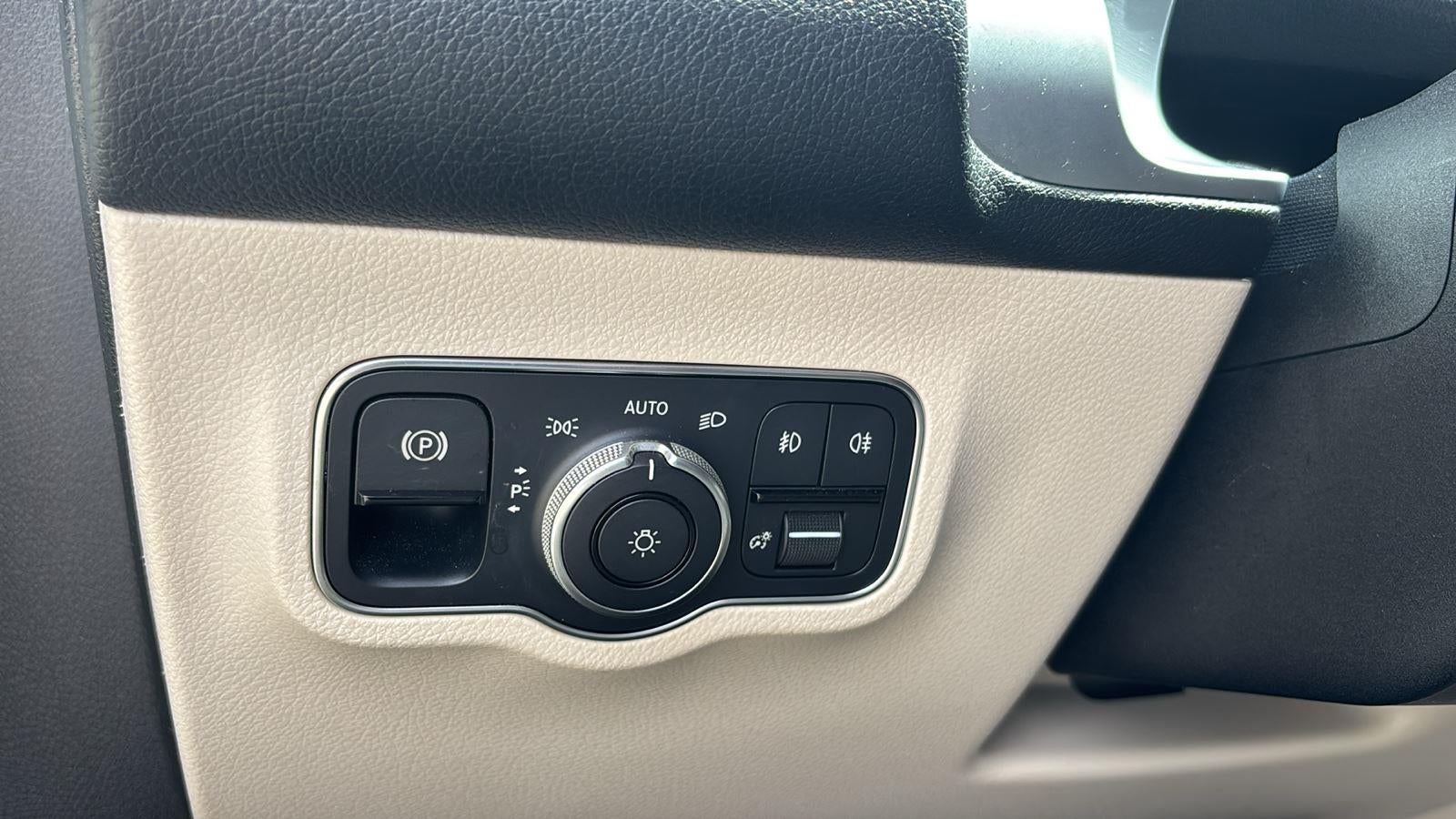 2022 Mercedes-Benz GLB GLB 250