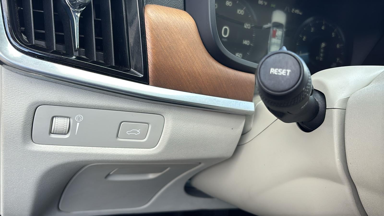 2017 Volvo S90 T6 Inscription