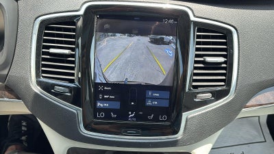 2017 Volvo XC90 T6 Momentum