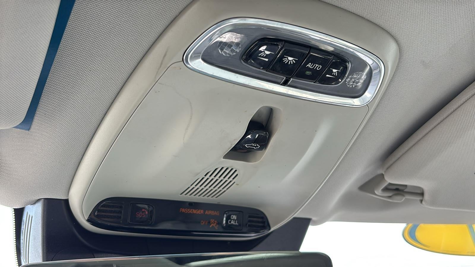 2017 Volvo XC90 T6 Momentum
