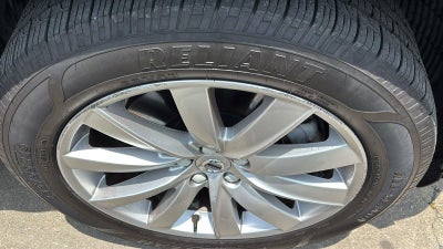2017 Volvo XC90 T6 Momentum